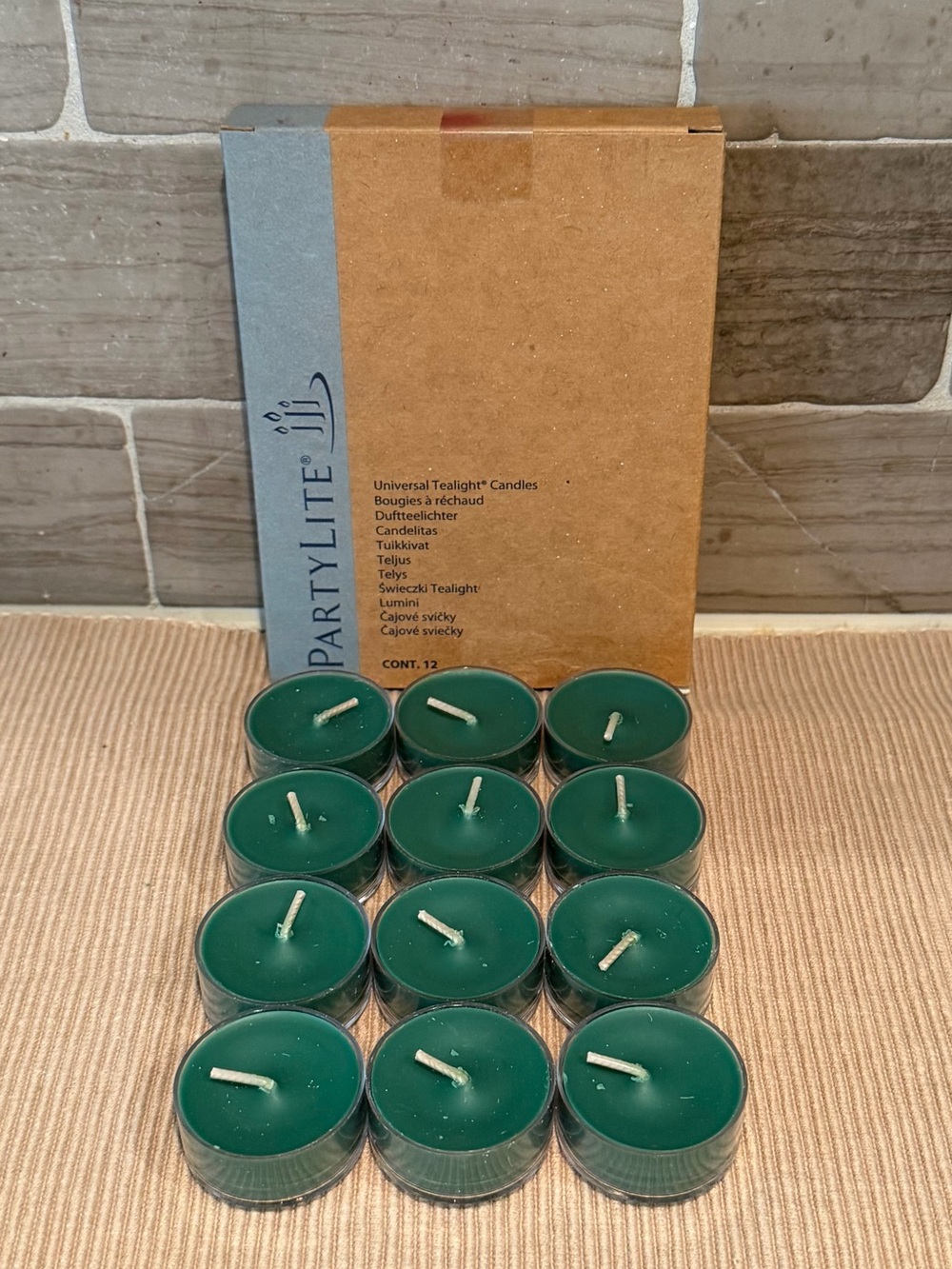 PartyLite Spruce in the Snow Tealight Candles Box of 12 Vintage V04552
